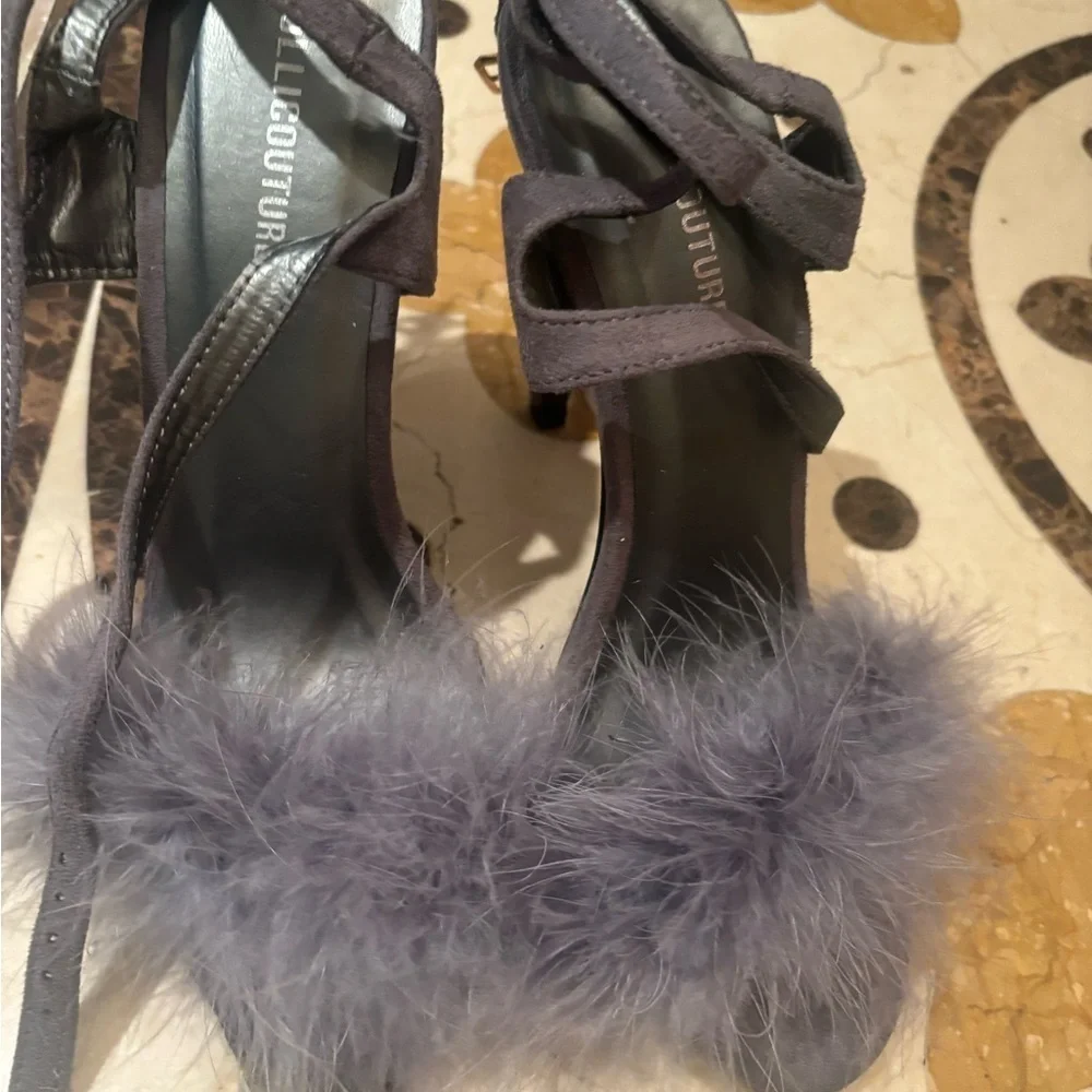 Women's Gray Feathered Heels